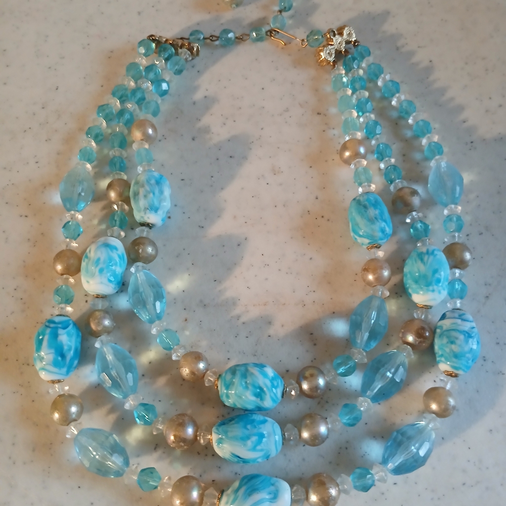 Chic Aqua and Gold Vintage  Beaded Necklace Choker